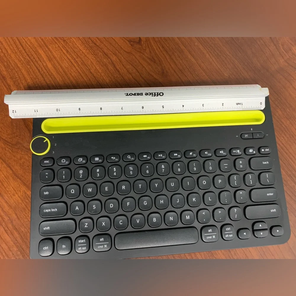 Logitech Wireless Keyboard with Lime Accent